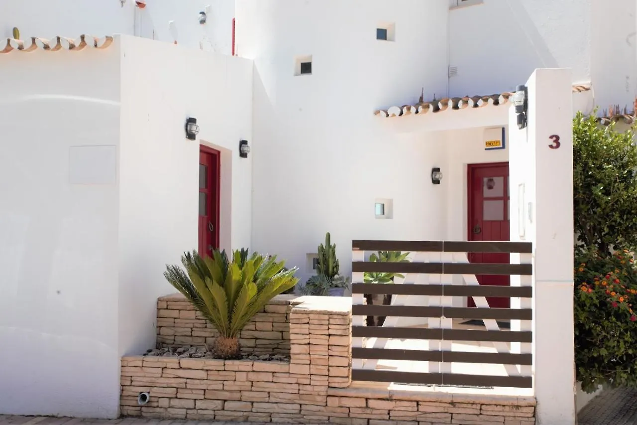 Luxurious Beachfront Villa De La Plage With Private Beach Acces Albufeira 0*,