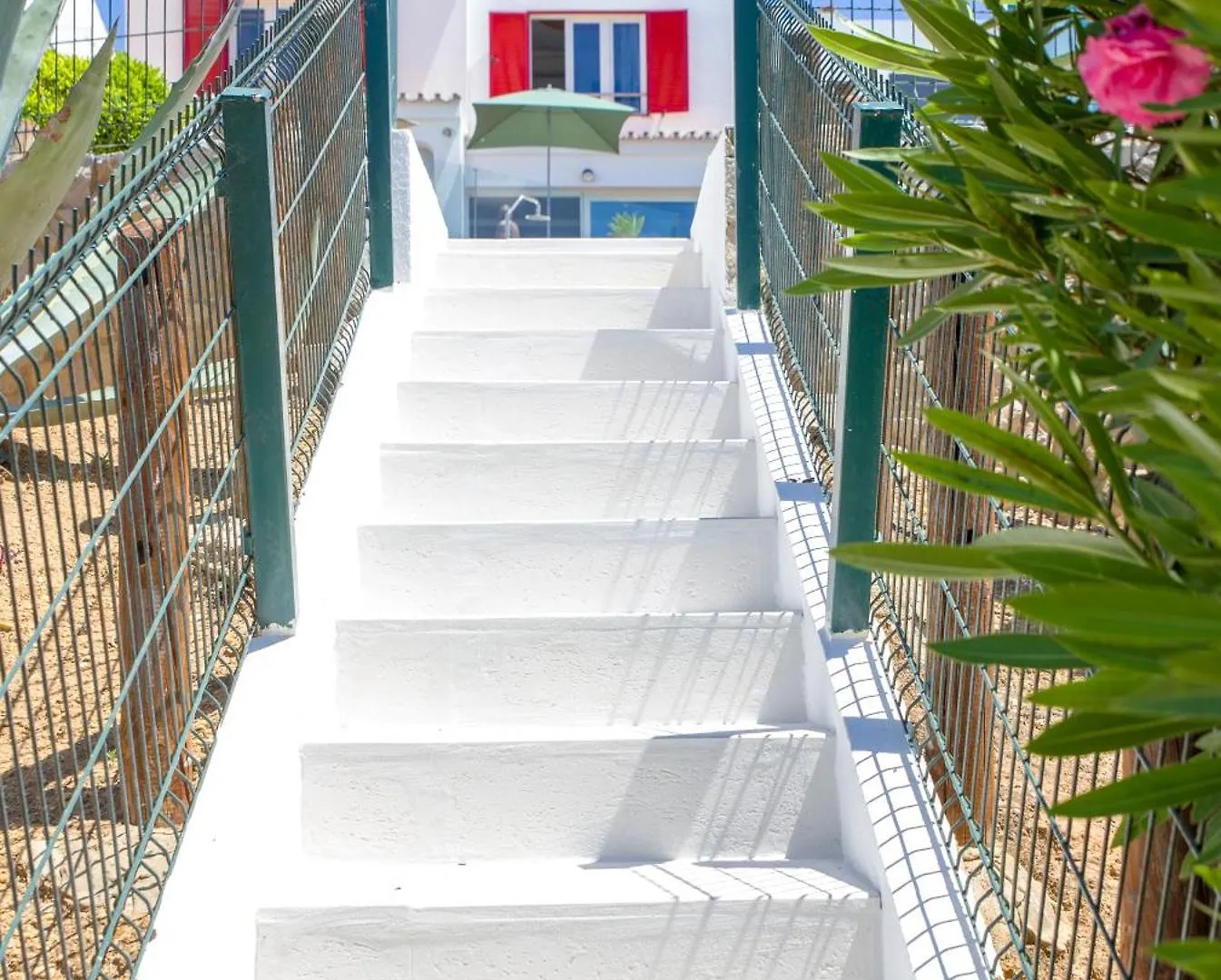 Luxurious Beachfront Villa De La Plage With Private Beach Acces Albufeira Portugal